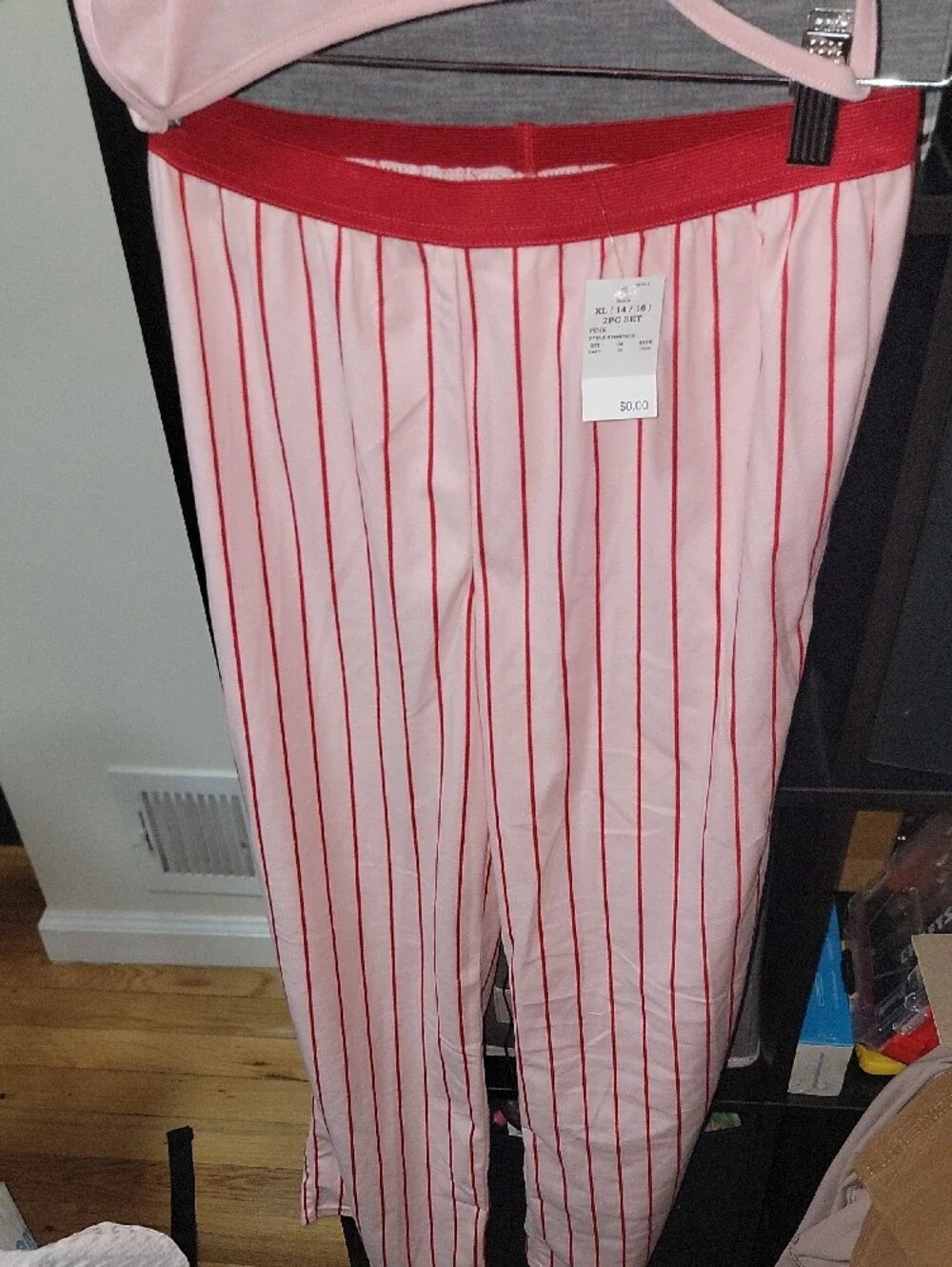Dr. Seuss Girls Pink and Red Cindy Pajama Set Size Xl 14/16